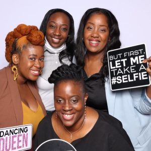 DLUXE-GALA-DLUXE-PHOTOBOOTHS-TORONTO-PHOTOBOOTH-28.jpeg